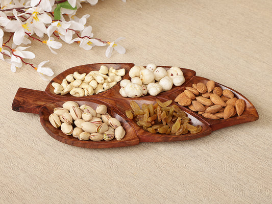 Homeique Handcrafted Sheesham  Wood Leaf-Design Serving Tray