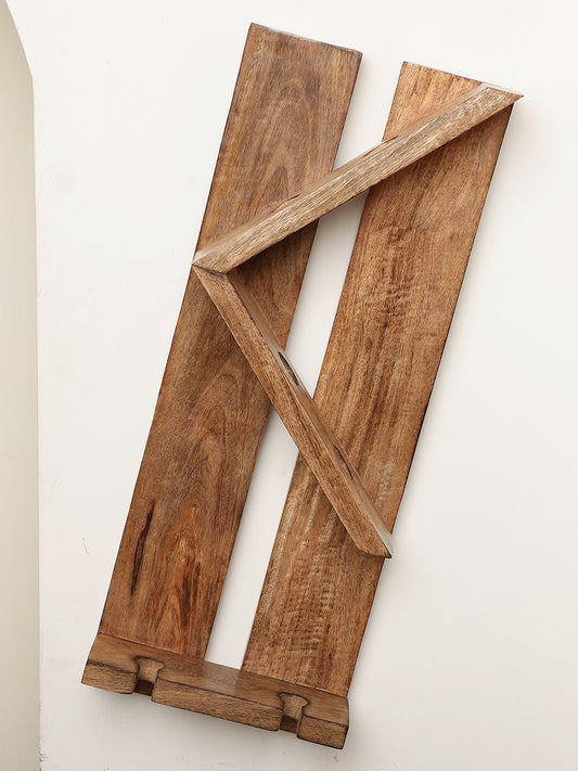 Rustic Wooden Wall-Mounted Wine Bottle Holder with Angled Design