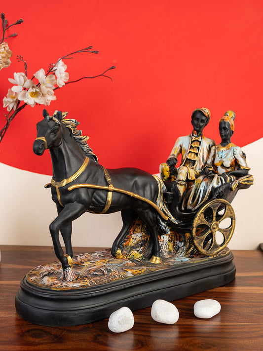 Valentine Gift/Couple Statue Gifts for Love/Couple Statue Gifts for Anniversary/Romantic/Polyresin Baggy Gold Decorative Showpiece