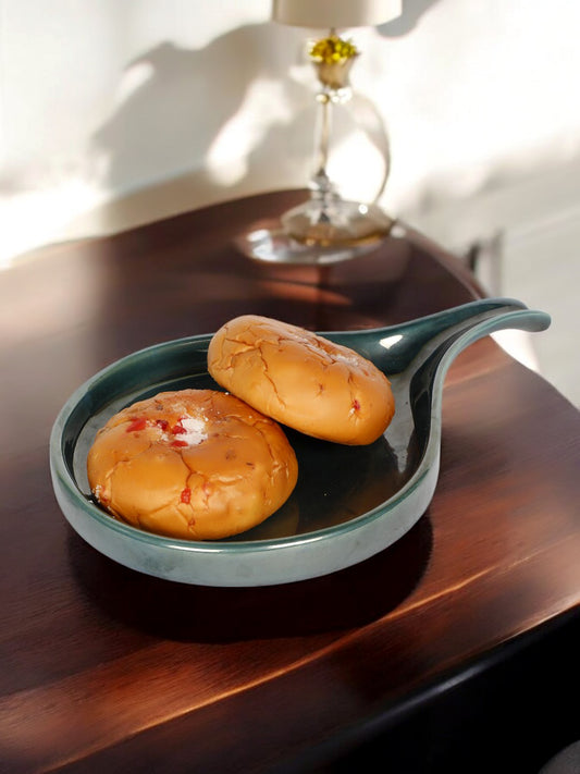 Ceramic serving Platter with handle