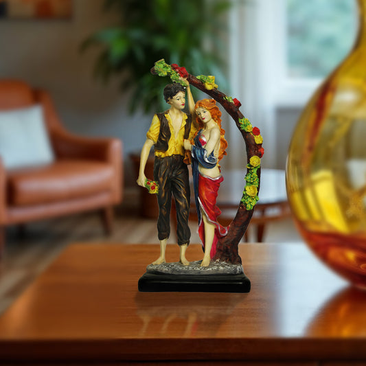 Home Decor Couple Statue Idols Figurine for Girlfriend, Boyfriend, Husband, Wife, Anniversary, Home Decor, Gifting, Valentines Day