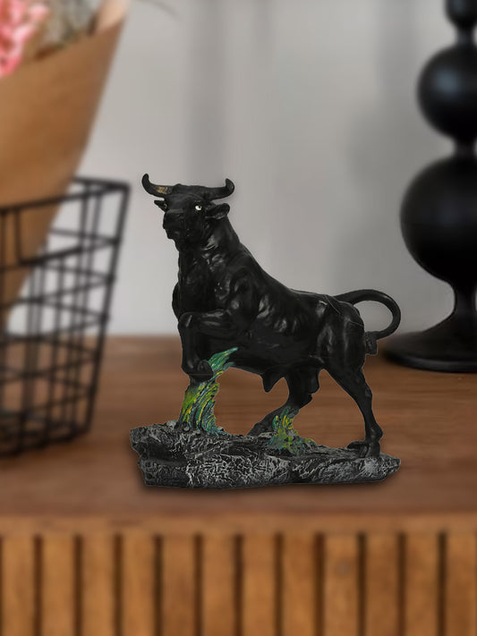 Resin Stock Market Bull Decorative Animal Showpiece for Home Decor/Office Table Top Decor/Living Room Decoration/Idol for Bookshelf Decor/Gift Items-Pack of 1 (Black)