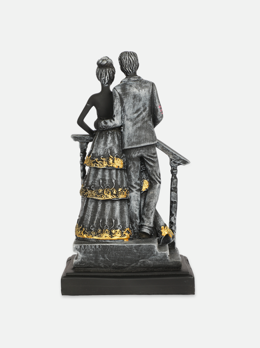 Love Married Couple Showpiece Figurine Valentine's Day Gift for Girlfriend, Boyfriend, Husband/Wife